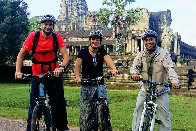 1-Day Angkor Wat Cycling Tour: Scenic Bike Adventure in Siem Reap - Key things to know before you pedal Angkor