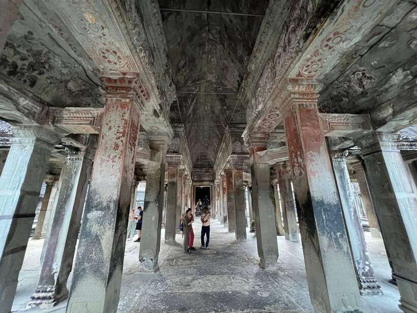 1-Day Angkor Wat Private Tour with Spanish Tour Guide. - Sunset Choice: Pre Rup or Phnom Bakheng for Late-Day Views