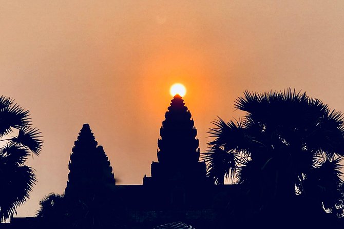 1 Day | Angkor Wat Sunrise with Small Tour - Why the 4:30 AM Start Feels Worth It