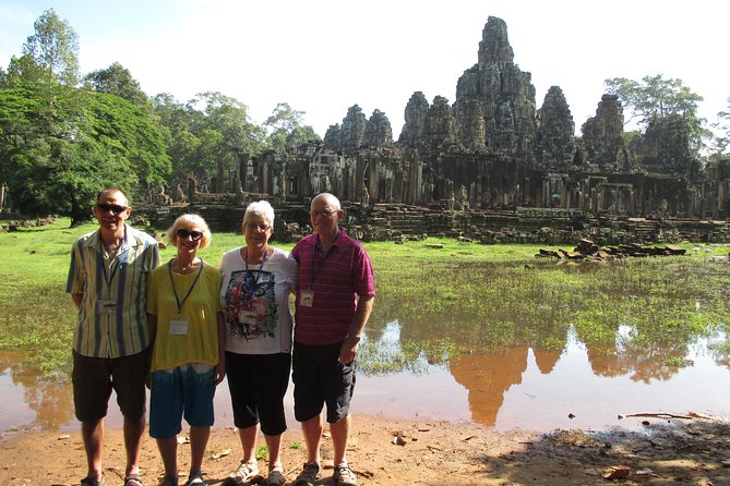 1-Day private Angkor Temple Tour with Sun Rise by Tuk Tuk from Siem Reap - The Short Stops Inside Angkor Thom: Where the Day Gets Interesting