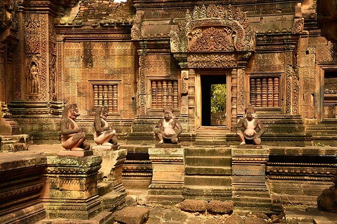 2-Day : Angkor Sunrise, Kompong Phluk Sunset & Banteay Srei Tour - Angkor Wat sunrise: the early gate payoff