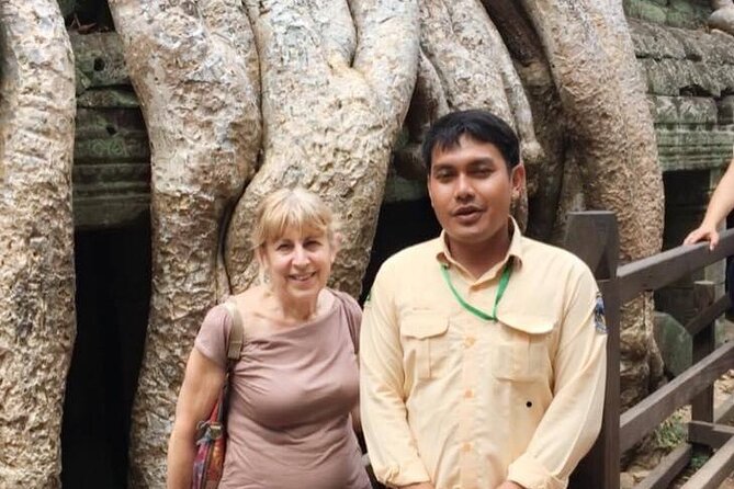 2-Day 'Angkor & Village' Tour - Comfort and guide style: how the day feels in practice
