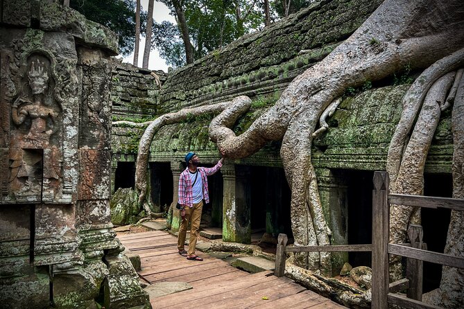 2 Day Angkor Wat Kulen Mountain Beng Mealea Floating Village Tour - Angkor Thom and Bayon: Reading the Faces and the Layout