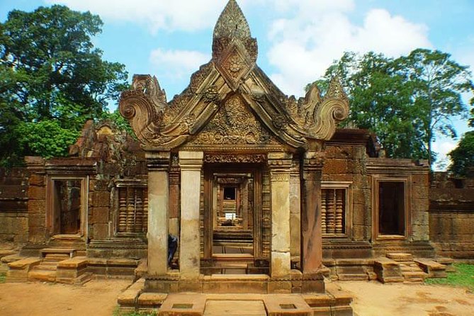 2-Day Angkor Wat Tour - Day 2: sunrise Angkor Wat and the temples that feel alive