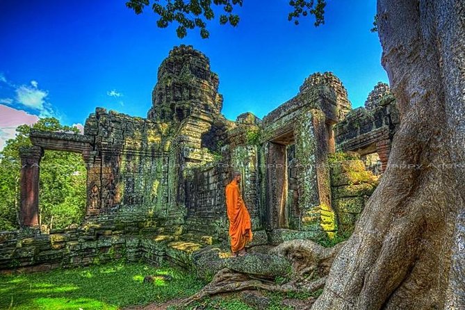 2-Day Angkor Wat with Temples On Small Circle & Kulen Waterfall - Guide and Comfort: Private A/C, Hotel Pickup, and Photo Help