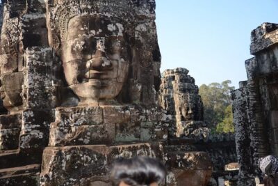 2-Day Best of Angkor Wat and Tonle Sap Lake Tour - Angkor Thom South Gate: The City Walls Are the Story