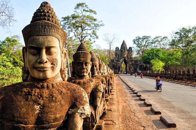 2-Day Best of Angkor Wat and Tonle Sap Lake Tour - Kampong Phluk: What You’ll Likely Learn While Walking the Village