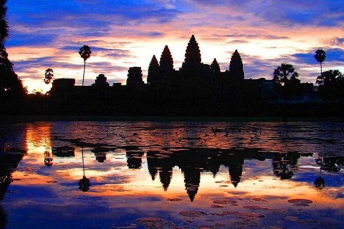 2-Day Private Tour in Angkor Wat Grand Circuit - Day 2: a 4:45 am Angkor Wat sunrise, then the calmer Banteay Srei
