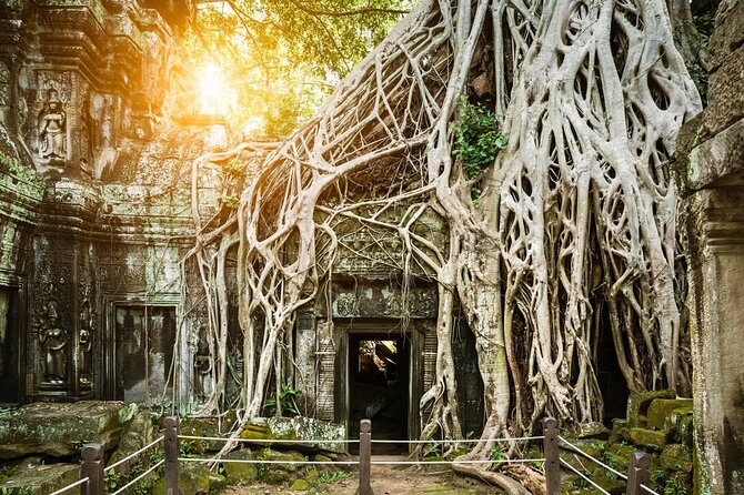 2days Explore Angkor wat Small Tour & Big Tour + Banteay Srei (Private tour) - Price and logistics: what $159 really buys