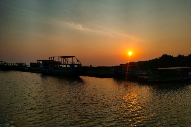 3-Days Private Angkor Wat Sunrise/Sunset Tours & Floating Village - Day 3: Angkor Wat sunrise, Beng Mealea’s jungle ruins, and Kampong Phluk on Tonle Sap