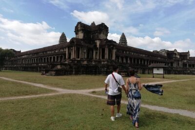 Afternoon Angkor Wat Private Tour with Sunset - Angkor Wat: the quiet way to start at the main symbol