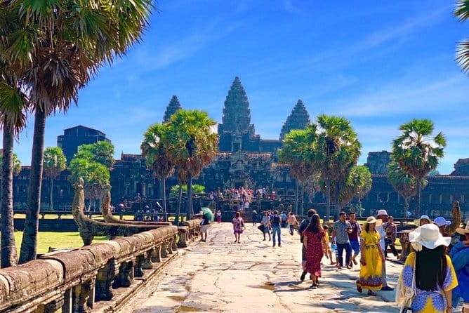 Amazing full day TUKTUK tour - Baphuon, Phimeanakas, and the royal palace zone