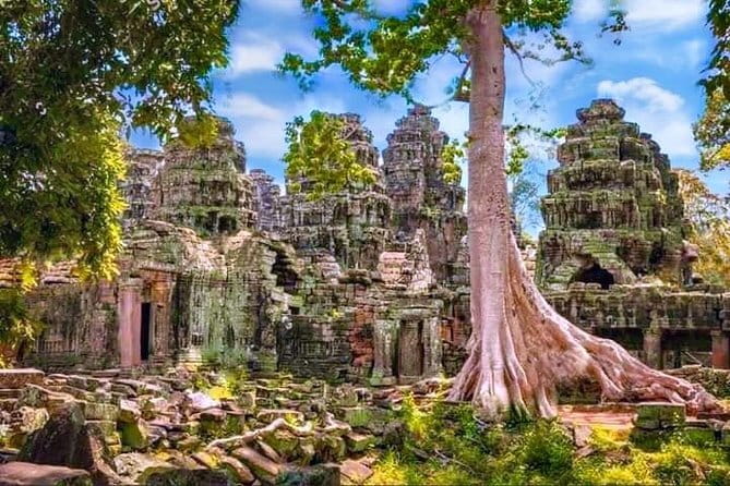 Amazing full day TUKTUK tour - Angkor Thom and the South Gate approach
