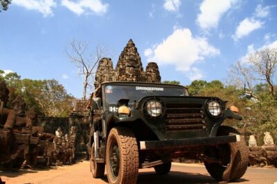 Angkor Explorer by Cambodiajeep - Stop 1: Angkor Wat, seen with context (not just photos)