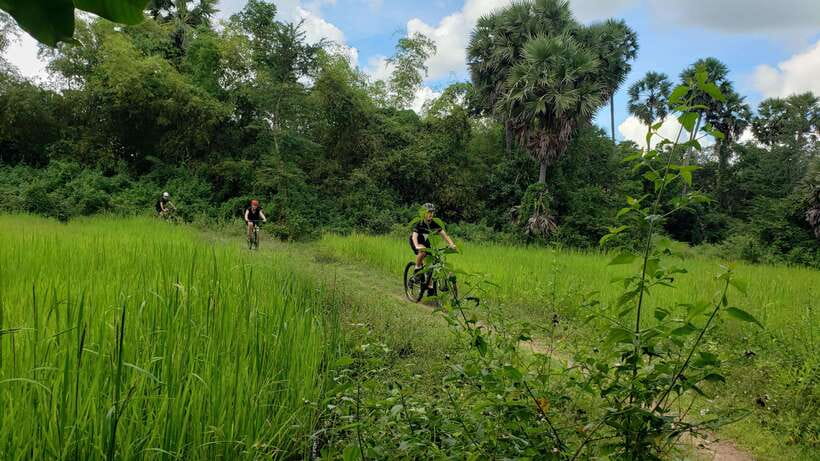 Angkor Jungle Biking Adventure Private Cycling Tour - Stop-by-Stop Route: What Makes Each Site Worth Your Time