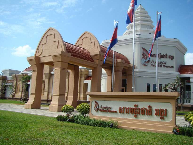 Angkor National Museum Ticket with Tuk-Tuk Pick-Up - A 2-hour visit built around eight chronological galleries