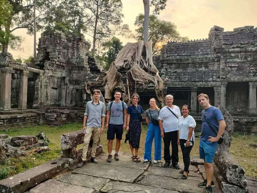Angkor Wat 2-Day complex Sun rise & Sun set with Guided Tour - Day 1 Sunrise small tour: Angkor Wat and the Angkor Thom faces