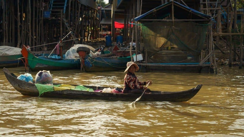 Angkor Wat: 2-Day Sunrise and Floating Village Tour - Mangrove Forest Boat Time and Optional Flooded Water Trails