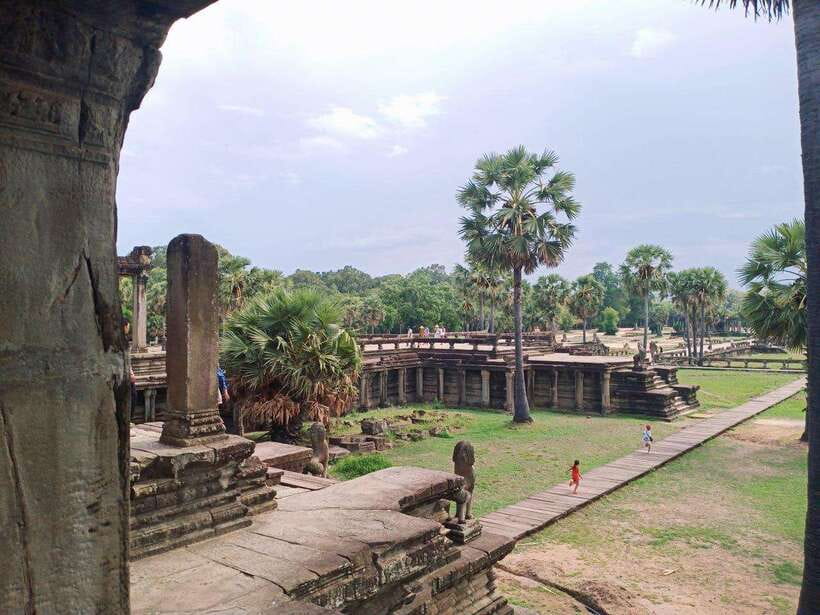 Angkor Wat, Angkor Thom, and Ta Prohm Day Trip with Sunset - Angkor Wat: The Big One, Explained So It Clicks