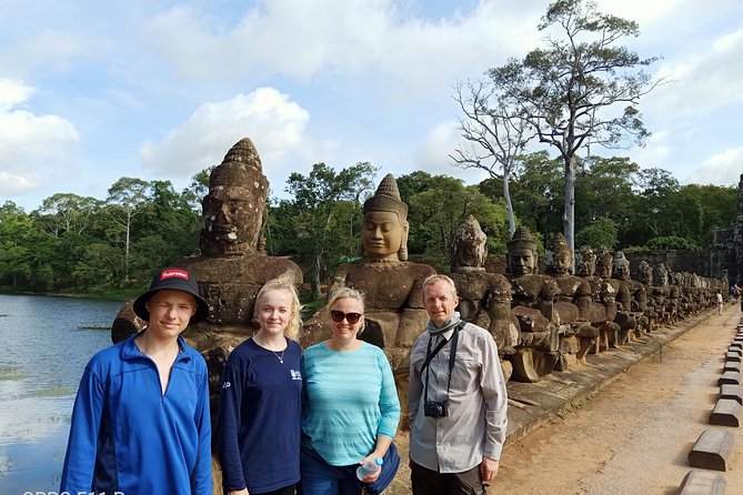 Angkor Wat & Banteay Srey Tour - Banteay Srei: The Pink Lady Temple, Delicate Carvings, and a Local Sugar Palm Stop