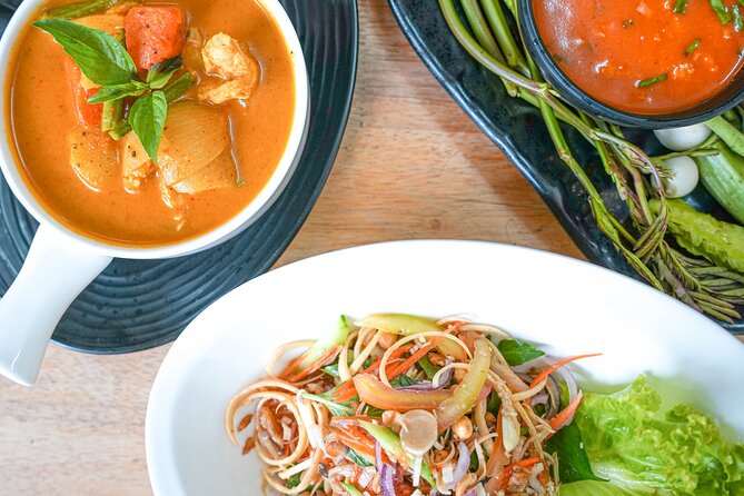 Angkor Wat Experience Temple Pass and Siem Reap Food Tour - Lost Plate Food Tour at Sunset: Lotus Fields, Rice Paddies, and Real Eating