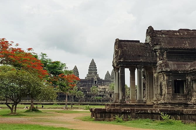 Angkor Wat Guided Tour - Price and value: $76 per group (up to 5) and what’s extra