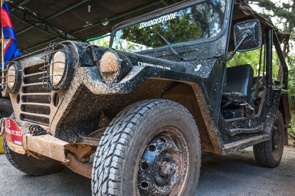 Angkor Wat in a vintage Jeep with driver - jeep rental - Key things to know before you go