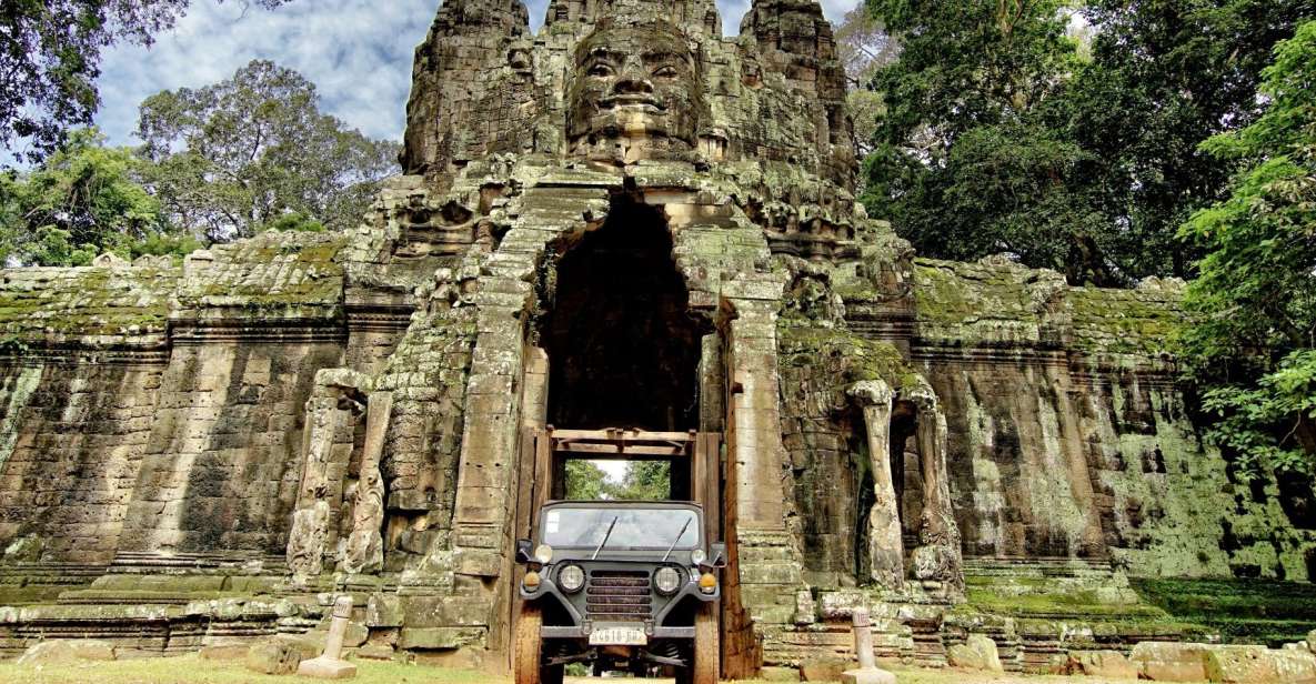 Angkor Wat in a vintage Jeep with driver - jeep rental - The Angkor Small Circuit options: how to pick without getting overwhelmed