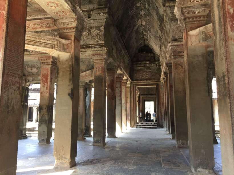 Angkor Wat, Small Circuit Private Tour with Banteay Srei - Village stops and rice paddy scenery: what to look for on the drive