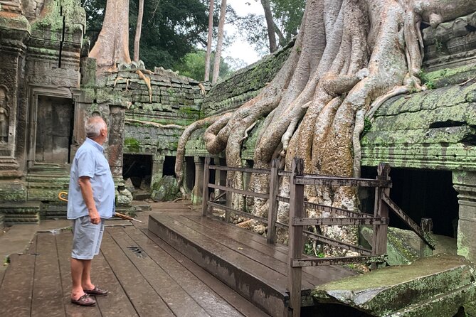 Angkor Wat Small Circuit & Sunset Tour - Stop-by-stop: Angkor Wat, Banteay Kdei, and Ta Prohm