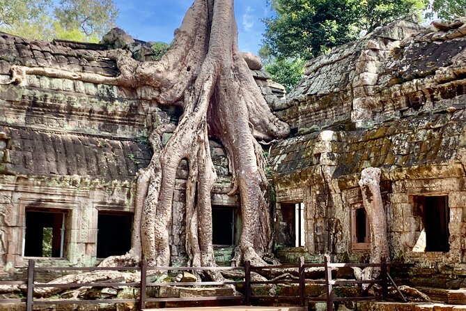 Angkor Wat Small Circuit & Sunset Tour - The guide makes the difference: Vanna and Pal Chen style