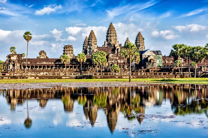 Angkor Wat Small Group Tour Inclusive lunch - Small-group logistics: where this tour feels smoother