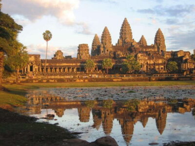Angkor Wat: Small-Group Tour with Balloon Ride and Lunch - Angkor Wat: the carvings and layout that make it more than a postcard