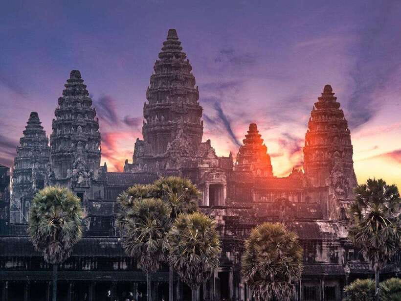 Angkor Wat Small Tour Sunrise With Private Tuk Tuk - Why the 4:30am sunrise start is the whole point