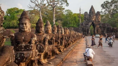 Angkor Wat Small Tour Sunrise With Private Tuk Tuk - Price and what you really get (including the missing pass)