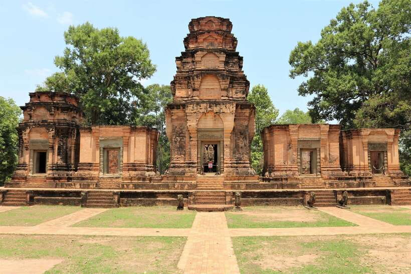 Angkor Wat: Sunrise 2.5 Days Temples & Tonle Sap-Small Group - Day 3: Tonle Sap at Kampong Phluk (or Phare Circus in Dry Season)