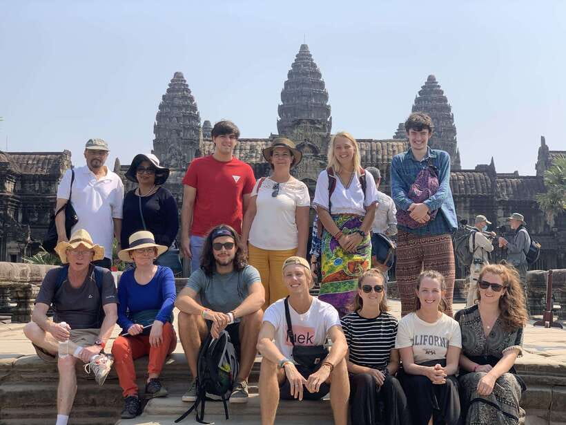 Angkor Wat Sunrise, Banteay Srei, Bayon & Ta Prohm Temple - Key moments at a glance