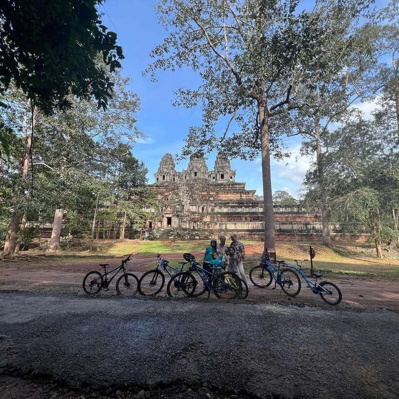 Angkor Wat Sunrise Bike Tour With Lunch Included - Key moments that make this tour worth your morning