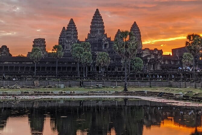 Angkor Wat Sunrise by Tuk Tuk – Personalized Private Tour - Key points before you go
