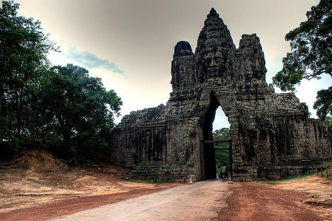 Angkor Wat Sunrise Guided Join-In Tour/Private Tour - Price and logistics: what $23 covers (and what costs extra)