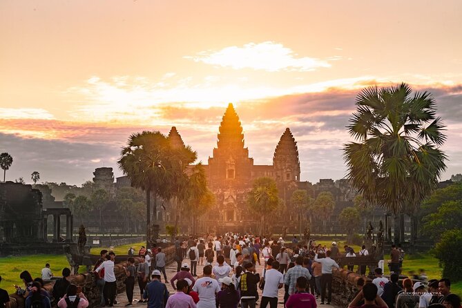 Angkor Wat Sunrise Guided Join-In Tour/Private Tour - Comfort and pacing: heat, clouds, and what to bring mentally
