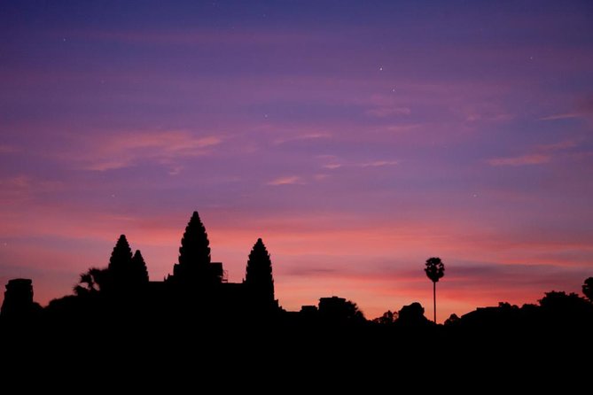 Angkor Wat Sunrise Guided Join-In Tour/Private Tour - Pickup, seats, and the small-group difference (up to 4 travelers)