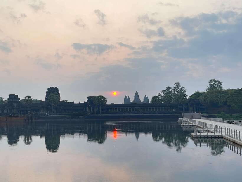 Angkor Wat Sunrise Private Full Day Tour - Terrace of the Elephants: photo stop plus context