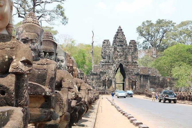 Angkor Wat Sunrise Tour - Mr K, guides, and why timing beats memorizing facts
