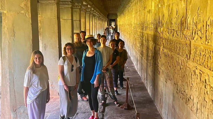 Angkor Wat: Tuk Tuk and Walking Tour - Key points at a glance