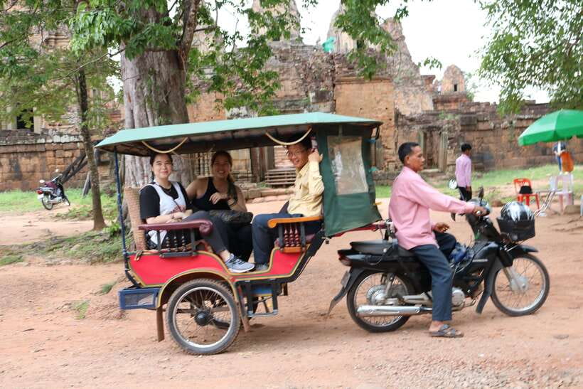 Angkor Wat: Tuk Tuk and Walking Tour - Why a private tuk-tuk makes Angkor feel manageable