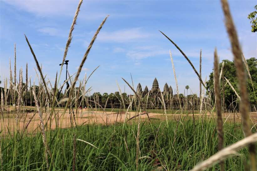Angkor Wat: Tuk Tuk and Walking Tour - The Dead Gate climb and city-wall walking