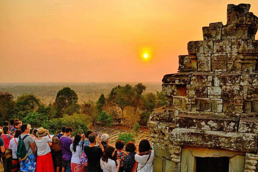 Angkor Zipline and Temple Tour with Sunset - Angkor Thom Walk: Bayon, Baphuon, and the Royal Enclosure