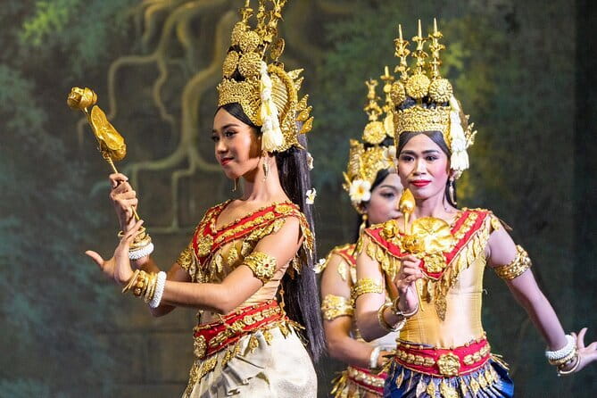 Apsara Dance Performance Including Buffet Dinner and Hotel Pickup - Who this is best for (and who should skip it)