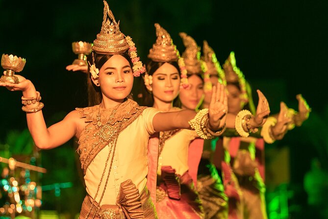 Apsara Dance Show with Dinner by Tuk-Tuk Roundtrip Transfer - Practical tips to make your tuk-tuk night smooth
